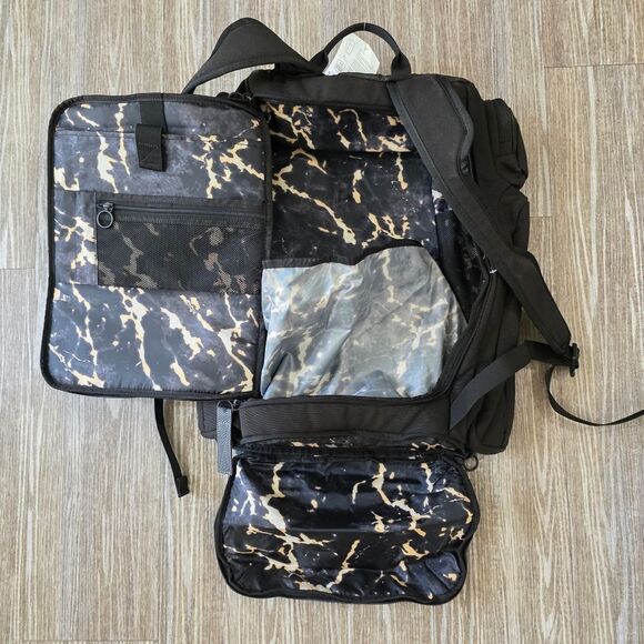 UA Under Armour Project Rock Duffle Backpack Bag Black Gold Gym New 1376459-002 - Picture 14 of 16